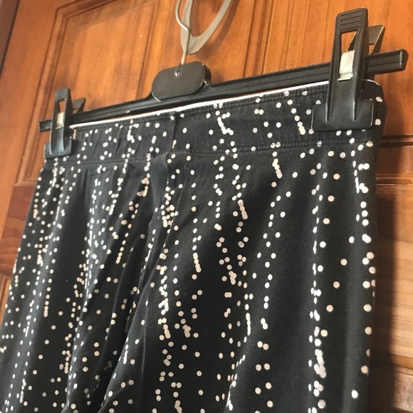 ** 3 for $30 ** Nike Leggings - Picture 2 of 5